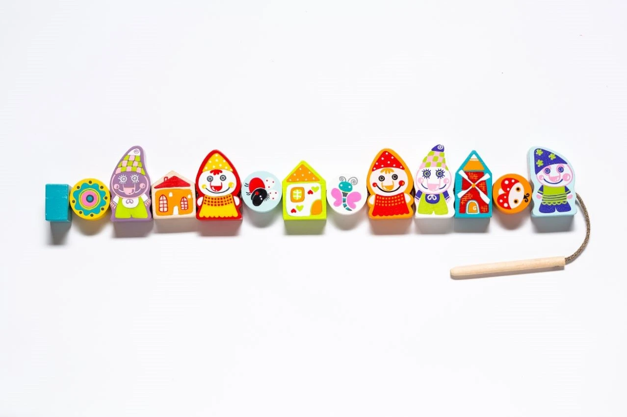 Cubika Holzfädelspiel - Glückliche Zwerge 9 Cubika Holzfädelspiel - Glückliche Zwerge – Bild 7