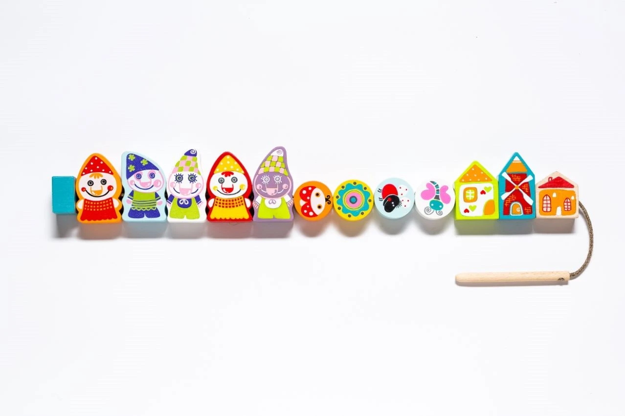 Cubika Holzfädelspiel - Glückliche Zwerge 10 Cubika Holzfädelspiel - Glückliche Zwerge – Bild 8