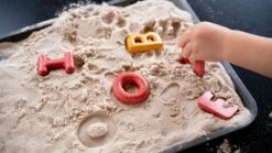 Plan Toys PlanToys Holzspielzeug Großbuchstaben Alphabet 17 Plan Toys PlanToys Holzspielzeug Großbuchstaben Alphabet -Djeco Geschaft 5406 4