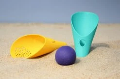 Quut Cuppi Lagoon With Deep Blue Ball -Djeco Geschaft 5425031170648 4