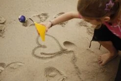 Quut Cuppi Lagoon With Deep Blue Ball -Djeco Geschaft 5425031170648 5