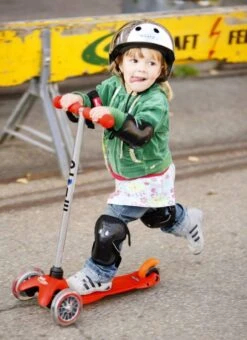 Micro Ellenbogenschützer Für Kinder, Jugend Unisex, AC8018, Schwarz, M -Djeco Geschaft 7640108562340 6 4