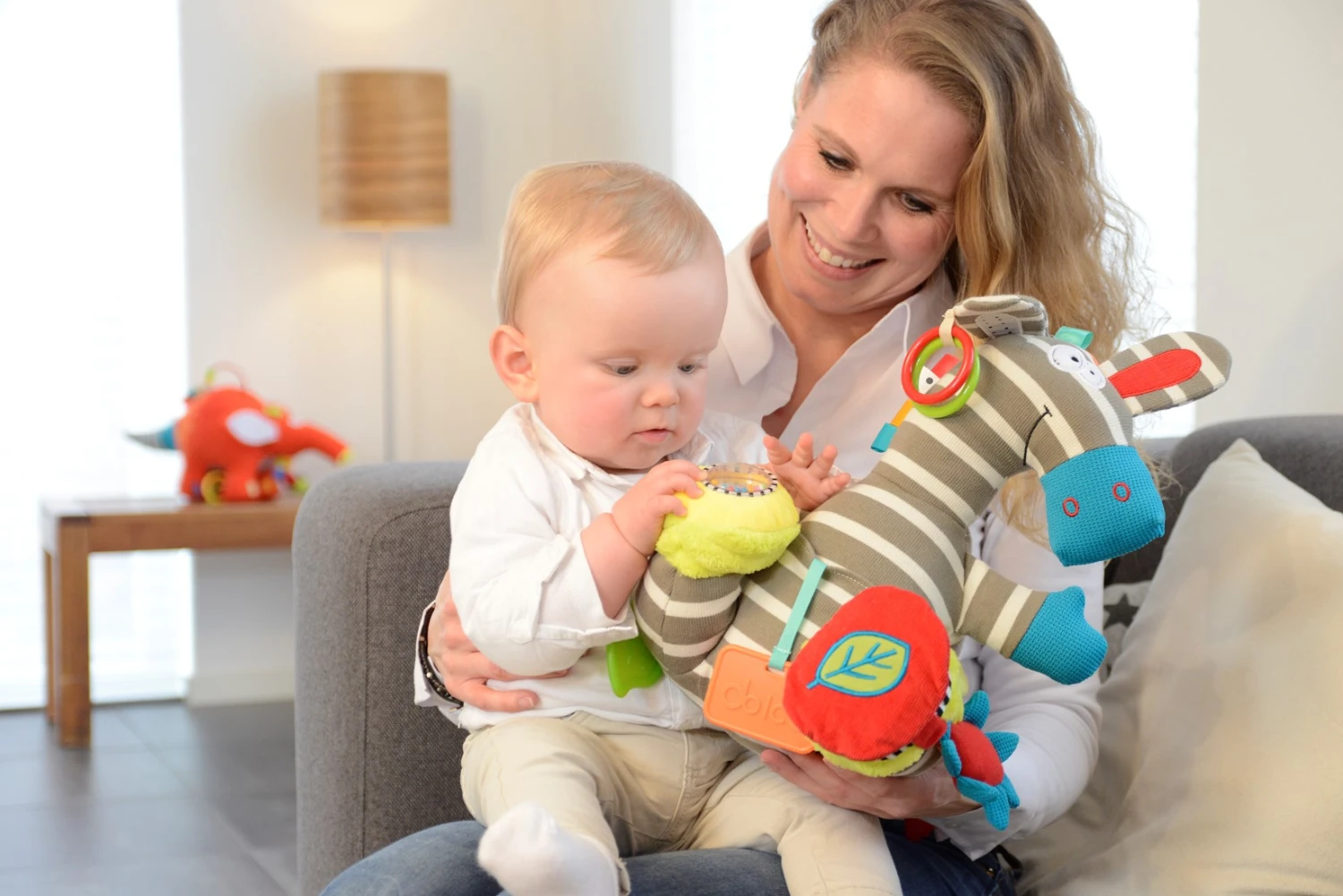 Dolce Classic Aktivitätsspielzeug Zebra Zeddy - 25 Cm 6 Dolce Classic Aktivitätsspielzeug Zebra Zeddy - 25 Cm – Bild 4