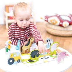 Banana Panda Puzzel Boerderij Met 11 Speelfiguren - 2+ - 20 Stukjes -Djeco Geschaft banana panda puzzel boerderij met 11 speelfiguren 2plus 20 stukjes 2