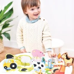 Banana Panda Puzzel Boerderij Met 11 Speelfiguren - 2+ - 20 Stukjes -Djeco Geschaft banana panda puzzel boerderij met 11 speelfiguren 2plus 20 stukjes 3