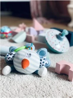 Dolce Primo Aktivitätsspielzeug Pfau Peter - 19 Cm -Djeco Geschaft dolce primo aktivitaetsspielzeug pfau peter 19 cm 3