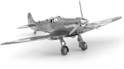 Fascinations MMS110 - Metal Earth 502497 - WWII Supermarine Spitfire, Lasergeschnittener 3D-Konstruktionsbausatz, 1 Metallplatine, Ab 14 Jahren