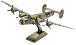 Fascinations MMS119 - Metal Earth 502503 - B-24 Liberator, Lasergeschnittener 3D-Konstruktionsbausatz, 3 Metallplatinen, Ab 14 Jahren