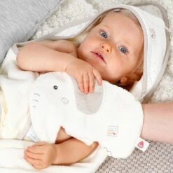 Fehn 071283 Kapuzenbadetuch Sleeping Forest – Bade-Poncho Aus Baumwolle Mit Süßem Fuchs Für Babys Und Kleinkinder Ab 0+ Monaten – Maße: 80 X 80 Cm -Djeco Geschaft fehn 071283 kapuzenbadetuch sleeping forest bade poncho aus baumwolle mit suessem fuchs fuer babys und kleinkinder ab 0plus monaten masse 80 x 80 cm 3