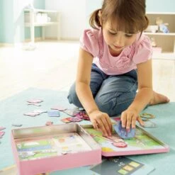 Haba Magnetspiel-Box Anziehpuppe Lilli -Djeco Geschaft haba magnetspiel box anziehpuppe lilli 3