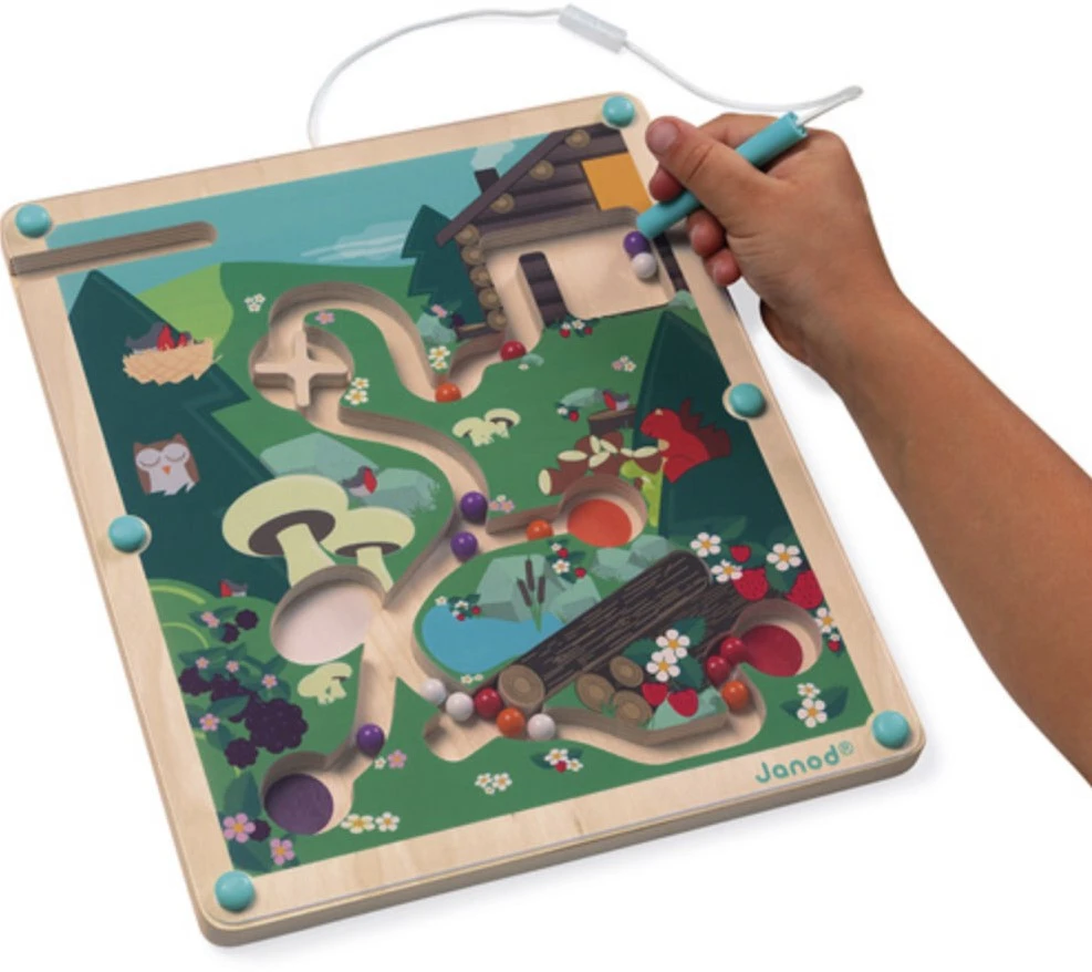 Janod J05311 Magnetisches Labyrinth Mit Kugeln Aus Holz Der Wald-Entwicklung Von Feinmotorik Und Konzentration-Format: 21 X 25 Cm-FSC-Zertifiziert-Ab 2 Jahren 4 Janod J05311 Magnetisches Labyrinth Mit Kugeln Aus Holz Der Wald-Entwicklung Von Feinmotorik Und Konzentration-Format: 21 X 25 Cm-FSC-Zertifiziert-Ab 2 Jahren – Bild 2