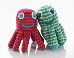 Kieselstein Bio-Rassel - Octopus Pink -Djeco Geschaft kieselstein bio rassel octopus pink 3