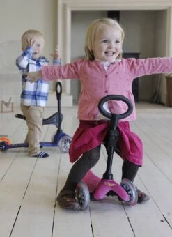 Micro Roller Zubehör Lenksitz Und O-Griff 7 Micro Roller Zubehör Lenksitz Und O-Griff -Djeco Geschaft micro roller zubehoer lenksitz und o griff 3