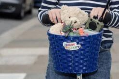 Micro Roller Zubehör Rollerkorb Blau 7 Micro Roller Zubehör Rollerkorb Blau -Djeco Geschaft micro roller zubehoer rollerkorb blau 3