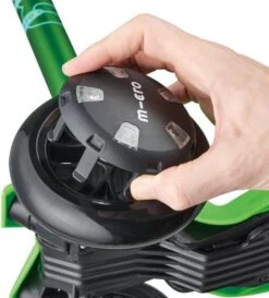 Micro Step LED Wheel WHIZZERS Monsters -Djeco Geschaft micro step led wheel whizzers monsters 3