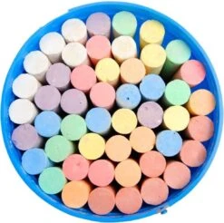 Outdoor Fun Stoepkrijt In Emmer - 50 Stuks -Djeco Geschaft outdoor fun stoepkrijt in emmer 50 stuks 2