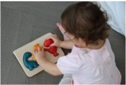 Plan Toys PlanToys Holzspielzeug Dino-Puzzle -Djeco Geschaft plantoys holzspielzeug dino puzzle 2