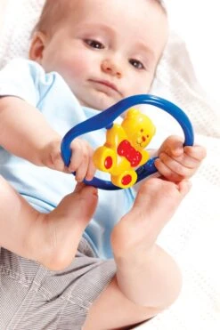 Rassel Teddy, Ab 3 Monaten, Ca. 9,5 X 3 X 12 Cm -Djeco Geschaft rassel teddy ab 3 monaten ca 9 5 x 3 x 12 cm 2