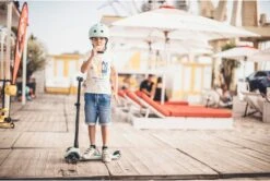 Scoot And Ride - Highwaykick 3 - Kiwi -Djeco Geschaft scoot and ride highwaykick 3 kiwi 3