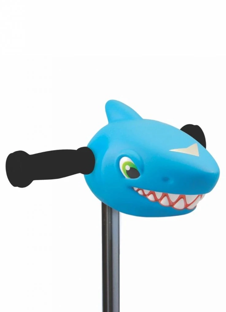 MICRO Scootaheadz Hai: Kinder Scooter Zubehör Scooter Haifisch Kopf | Blau, Rot Und Silber | Passt An Gängige 2 Und 3 Rädrige Roller Für Kinder 3 MICRO Scootaheadz Hai: Kinder Scooter Zubehör Scooter Haifisch Kopf | Blau, Rot Und Silber | Passt An Gängige 2 Und 3 Rädrige Roller Für Kinder