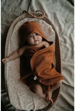 Snoozebaby Badetuch Toffee -Djeco Geschaft snoozebaby badetuch toffee 3