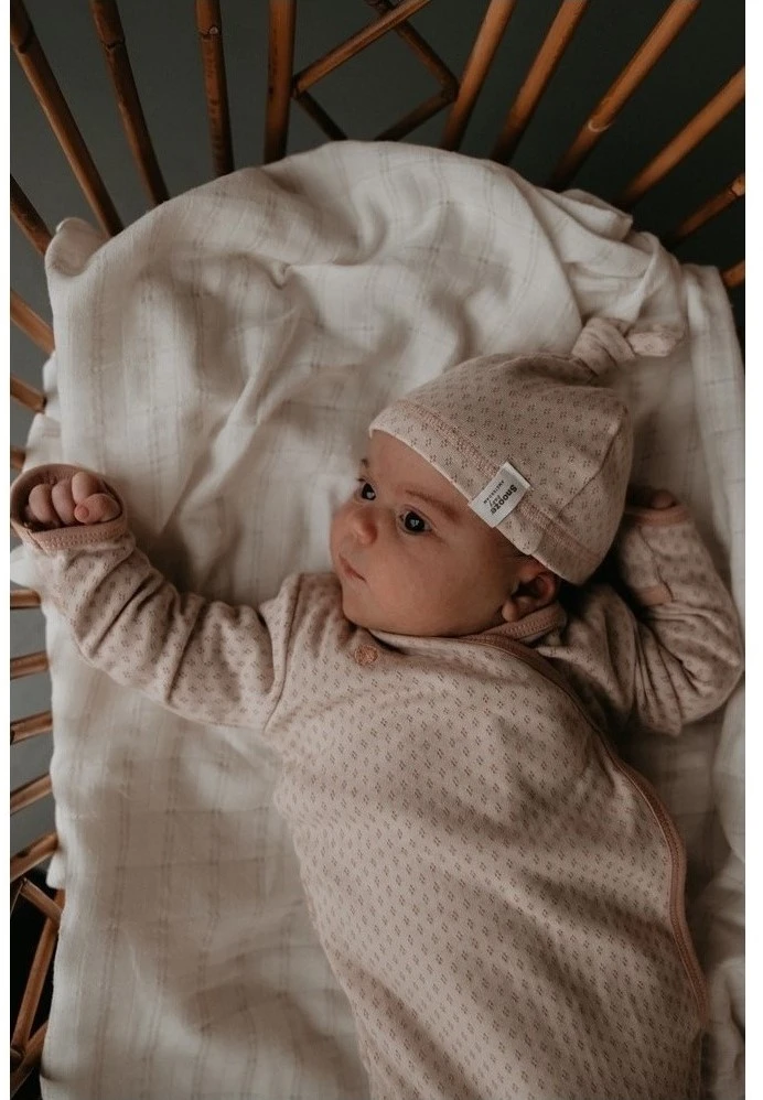 Snoozebaby Neugeborenenkokon Inkl. Mütze Milky Rust - 0-3 Monate 4 Snoozebaby Neugeborenenkokon Inkl. Mütze Milky Rust - 0-3 Monate – Bild 2