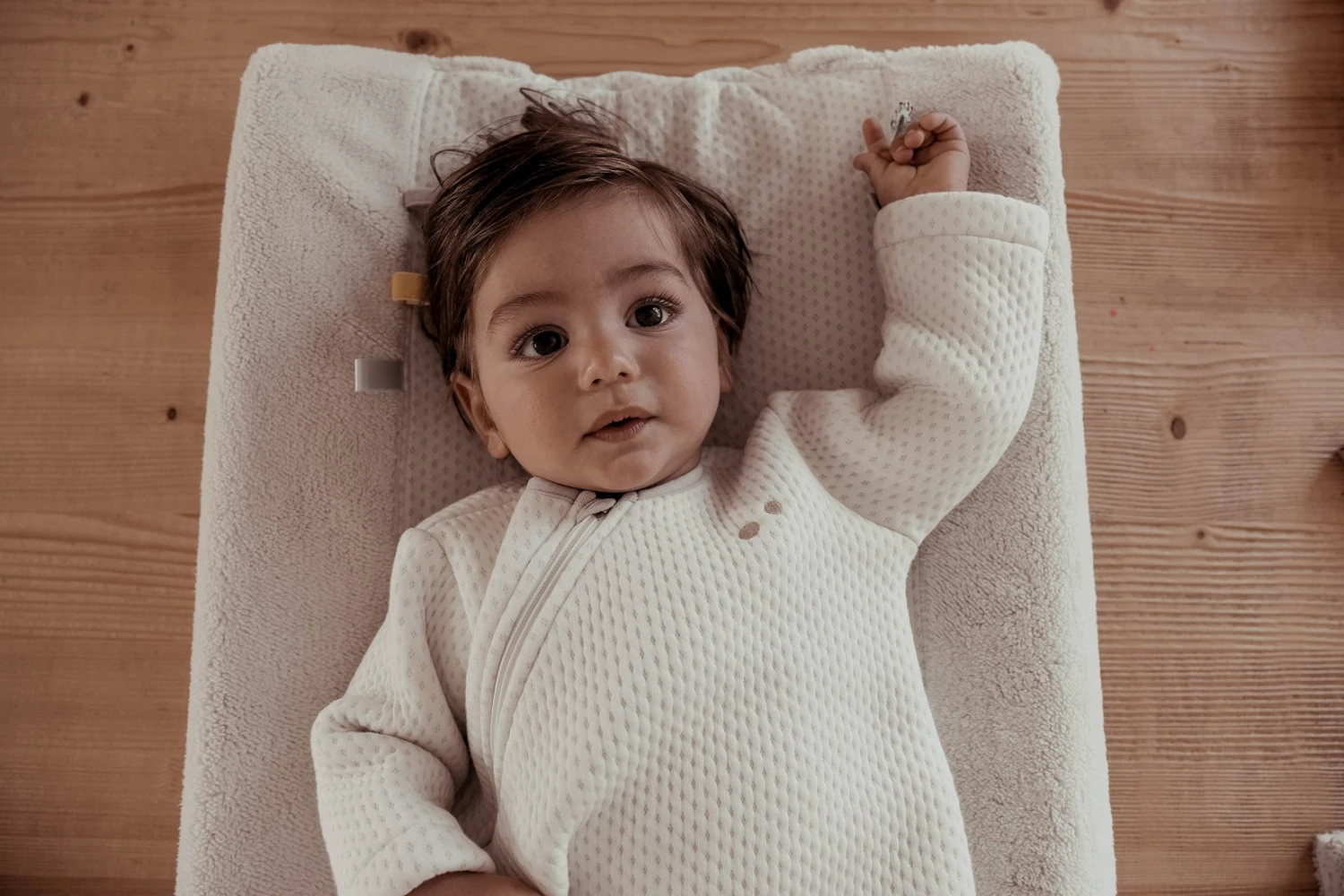 Snoozebaby Wickelauflage Happy Dressing Stone Beige - 45 X 70cm GOTS 7 Snoozebaby Wickelauflage Happy Dressing Stone Beige - 45 X 70cm GOTS – Bild 5