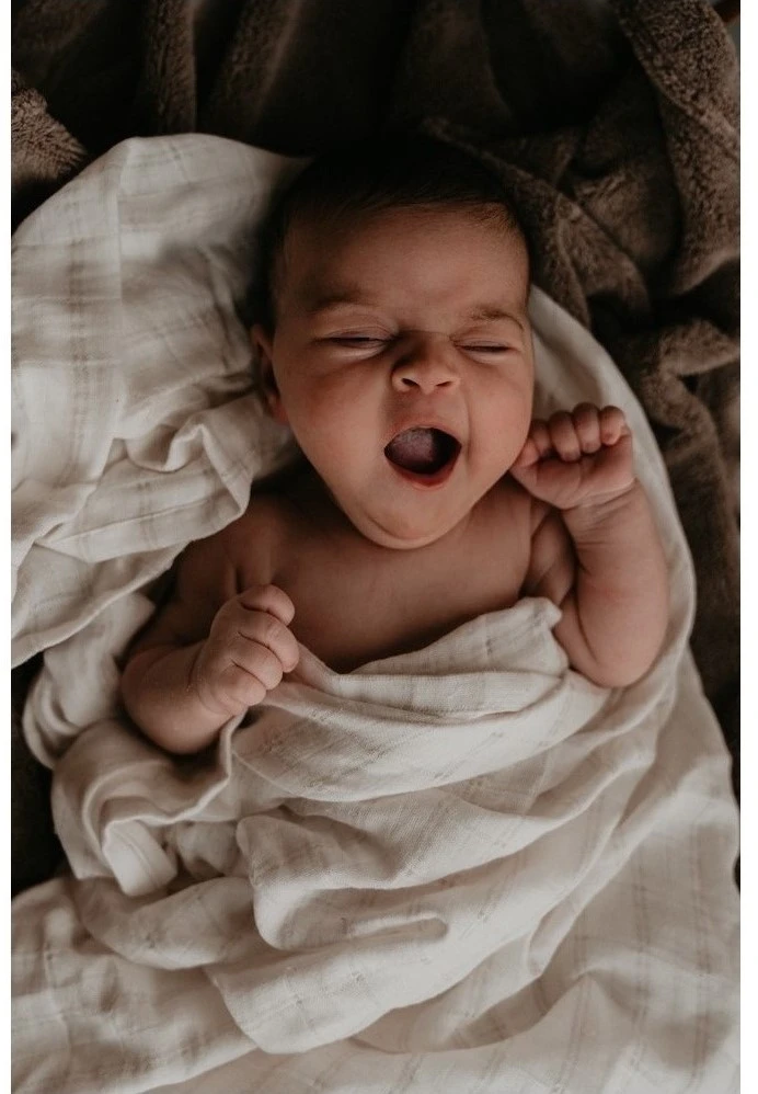 Snoozebaby Swaddle Kinderbett Stone Beige - 120x120 Cm 5 Snoozebaby Swaddle Kinderbett Stone Beige - 120x120 Cm – Bild 3