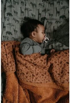 Snoozebaby Swaddle Kinderbett Toffee - 120x120 Cm 5 Snoozebaby Swaddle Kinderbett Toffee - 120x120 Cm -Djeco Geschaft snoozebaby swaddle kinderbett toffee 120x120 cm 2