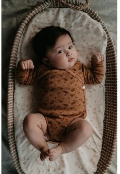 Snoozebaby Swaddle Krippe Pfirsich Blush - 80x80 Cm 6 Snoozebaby Swaddle Krippe Pfirsich Blush - 80x80 Cm -Djeco Geschaft snoozebaby swaddle krippe pfirsich blush 80x80 cm 2