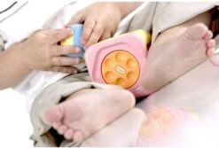 Stapelturm Mit 4 Elementen, Stacking Activity Shapes, Ab 6 Monaten, Im Geschenkkarton, Ca. 8,5 X 8,5 X 21,5 Cm