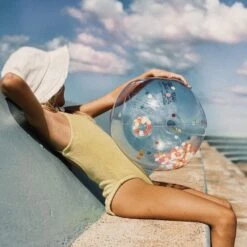 SunnyLIFE - Aufblasbarer Confetti Ball (1)